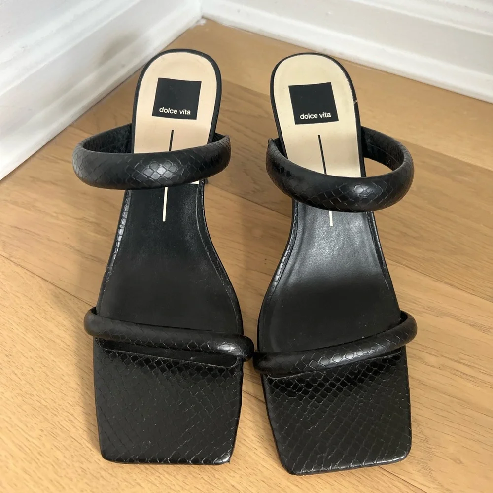 Dolce Vita Novah Heels Black Embossed Stella - Picture 3 of 6